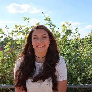 Meet your Posher, Caroline